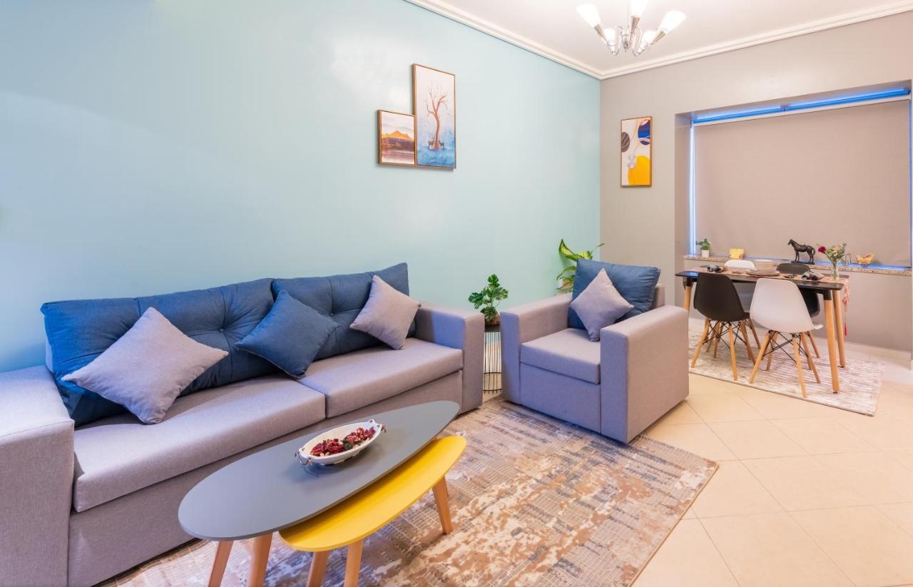 Trinity Holiday Homes - Sheikh Zayed Road Near To Financial Center Metro Station 두바이 외부 사진