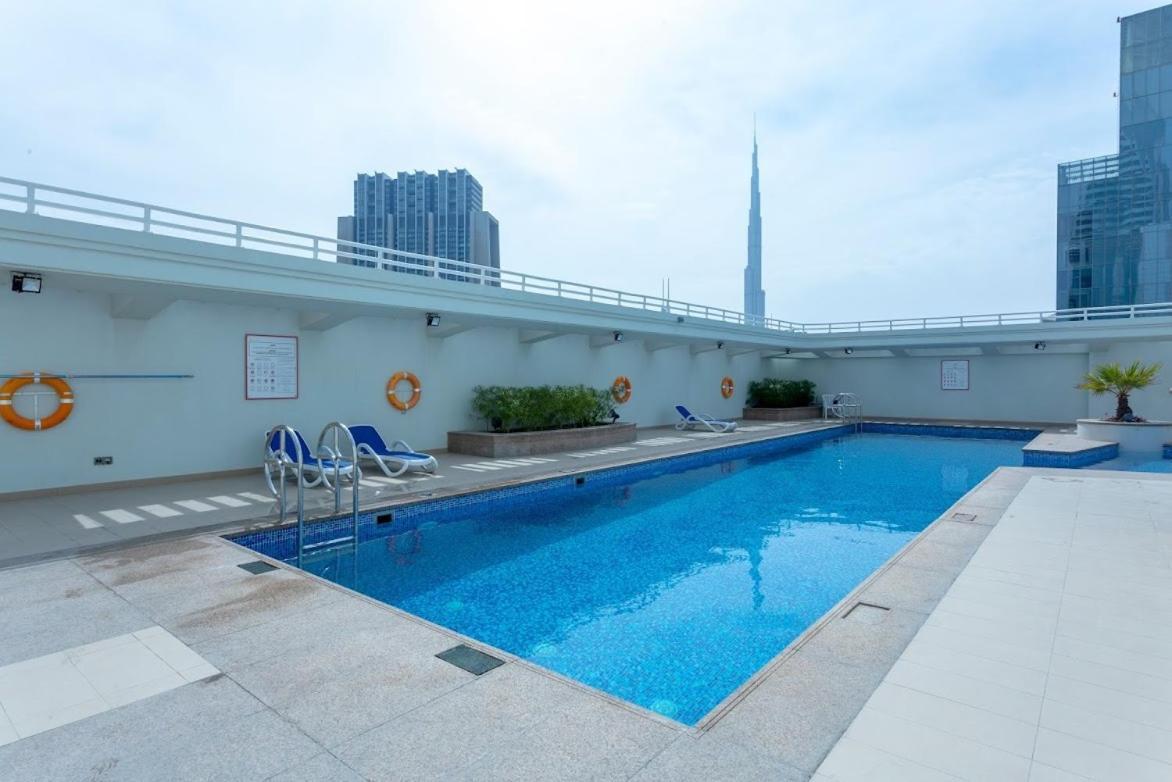 Trinity Holiday Homes - Sheikh Zayed Road Near To Financial Center Metro Station 두바이 외부 사진