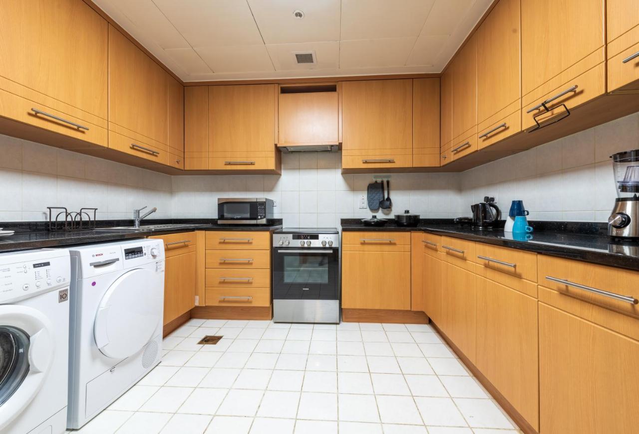 Trinity Holiday Homes - Sheikh Zayed Road Near To Financial Center Metro Station 두바이 외부 사진