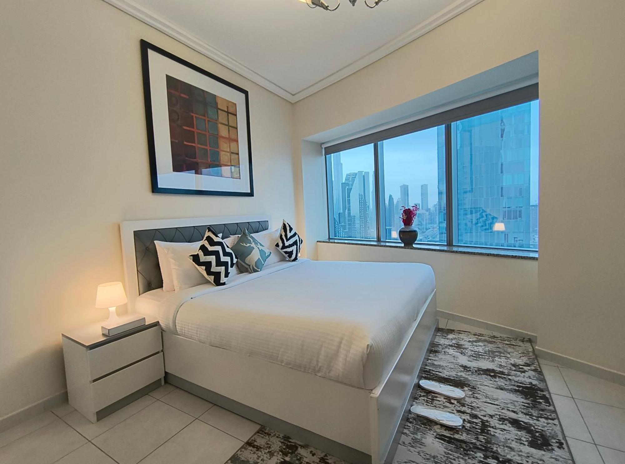 Trinity Holiday Homes - Sheikh Zayed Road Near To Financial Center Metro Station 두바이 외부 사진
