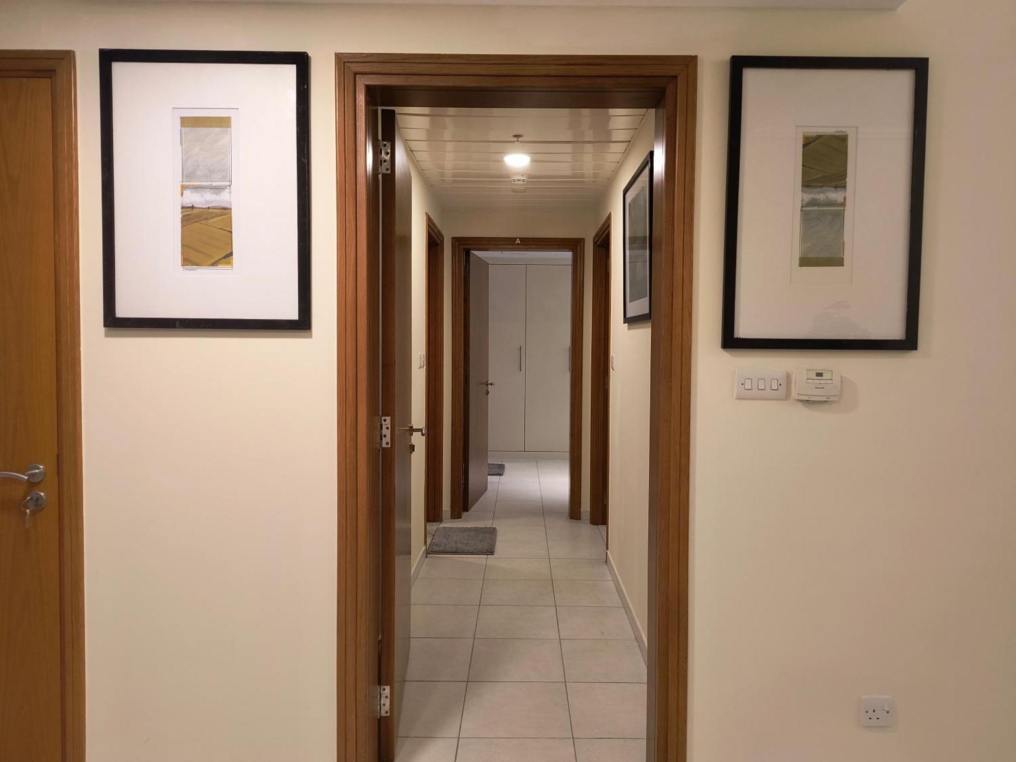Trinity Holiday Homes - Sheikh Zayed Road Near To Financial Center Metro Station 두바이 외부 사진