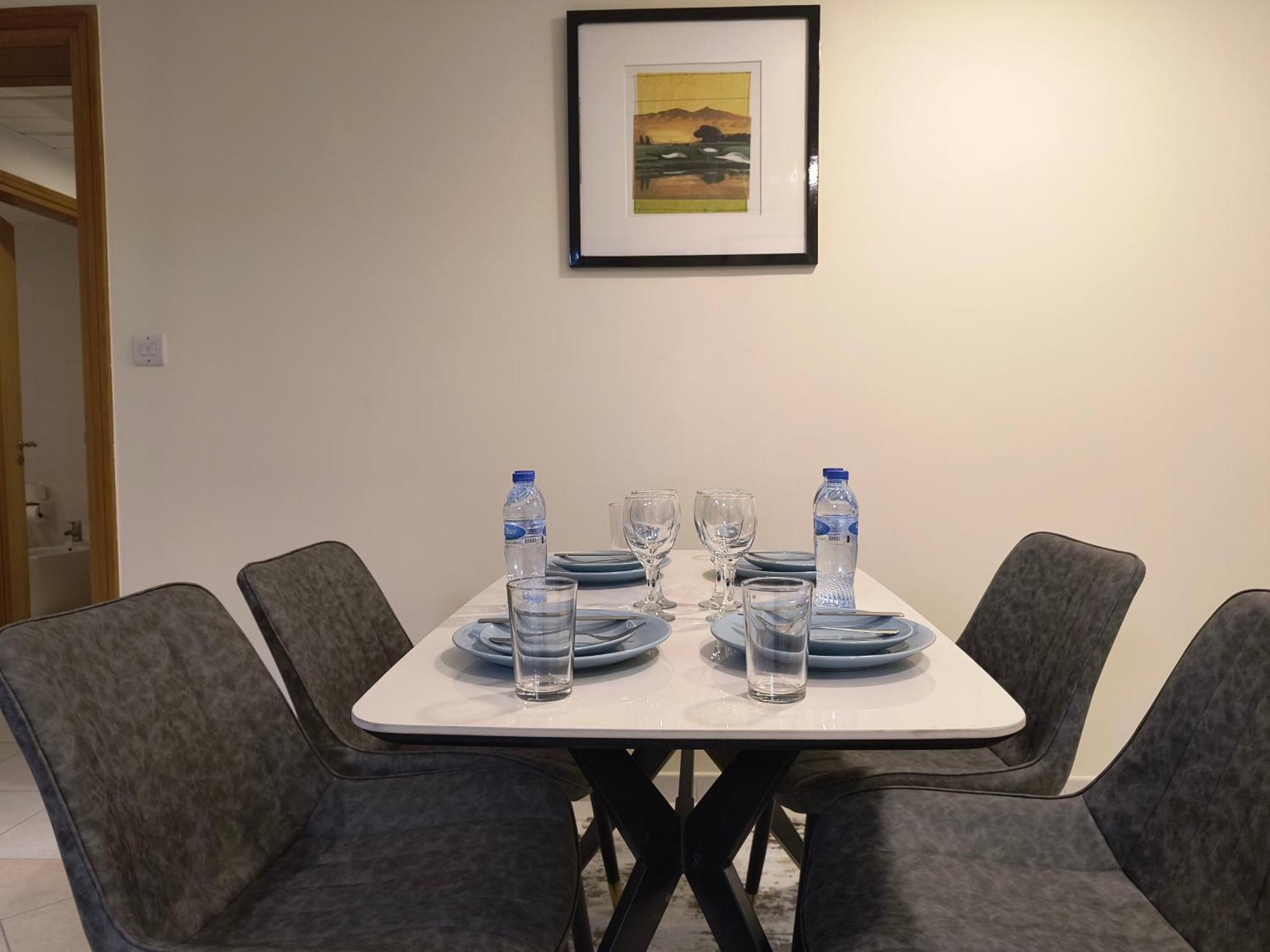 Trinity Holiday Homes - Sheikh Zayed Road Near To Financial Center Metro Station 두바이 외부 사진