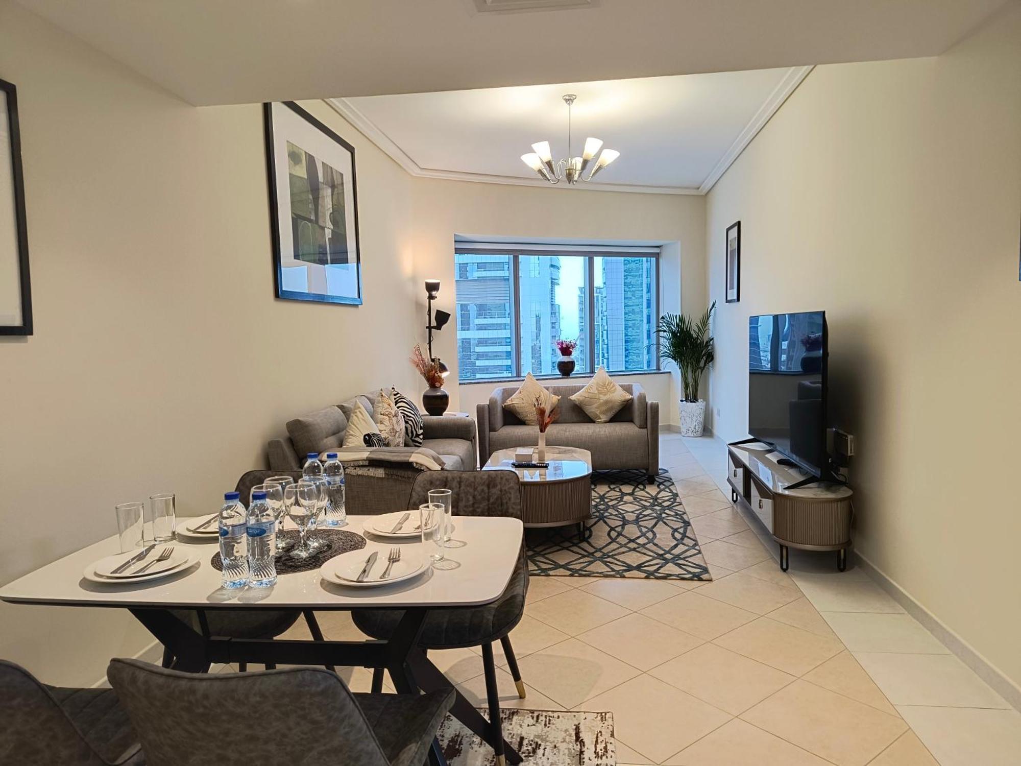 Trinity Holiday Homes - Sheikh Zayed Road Near To Financial Center Metro Station 두바이 외부 사진