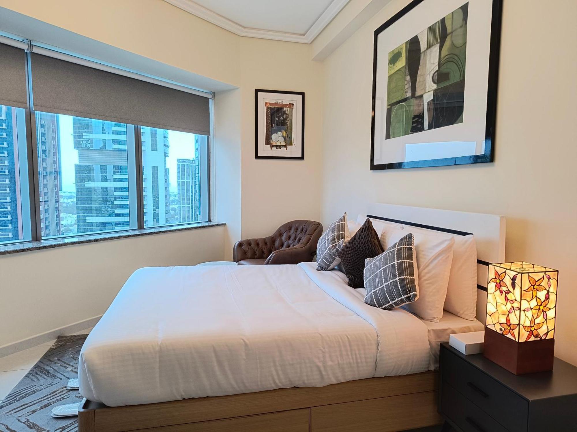 Trinity Holiday Homes - Sheikh Zayed Road Near To Financial Center Metro Station 두바이 외부 사진