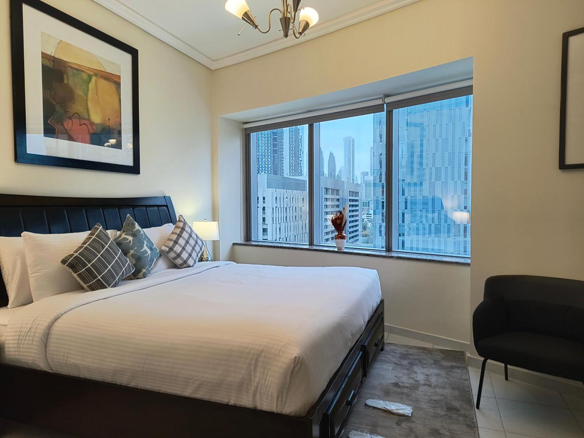 Trinity Holiday Homes - Sheikh Zayed Road Near To Financial Center Metro Station 두바이 외부 사진
