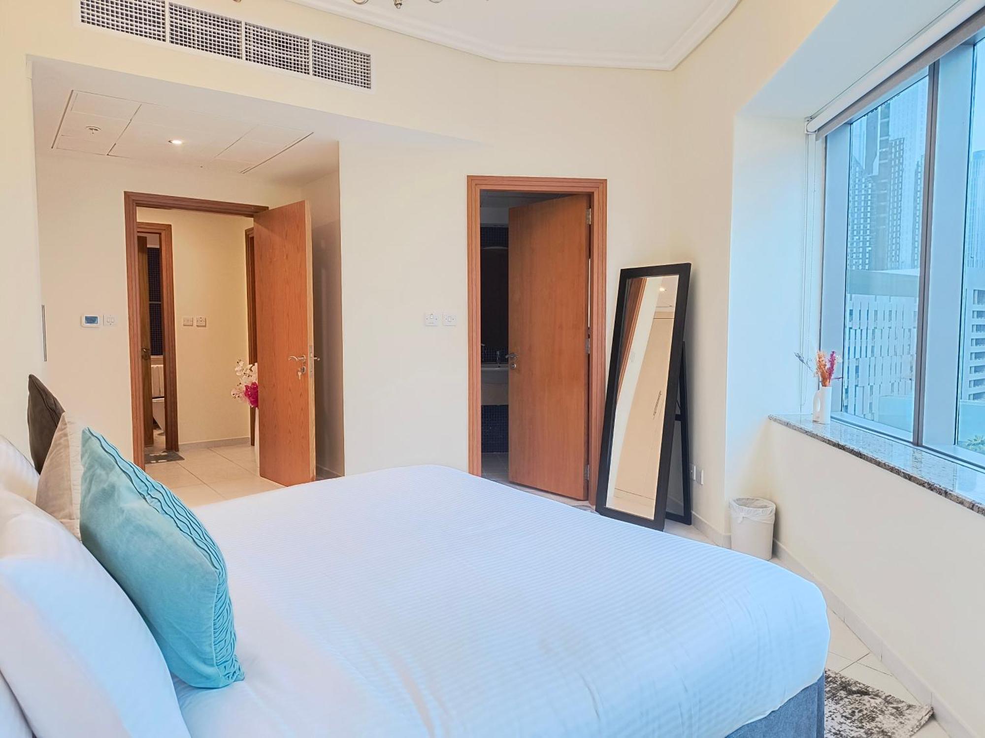 Trinity Holiday Homes - Sheikh Zayed Road Near To Financial Center Metro Station 두바이 외부 사진