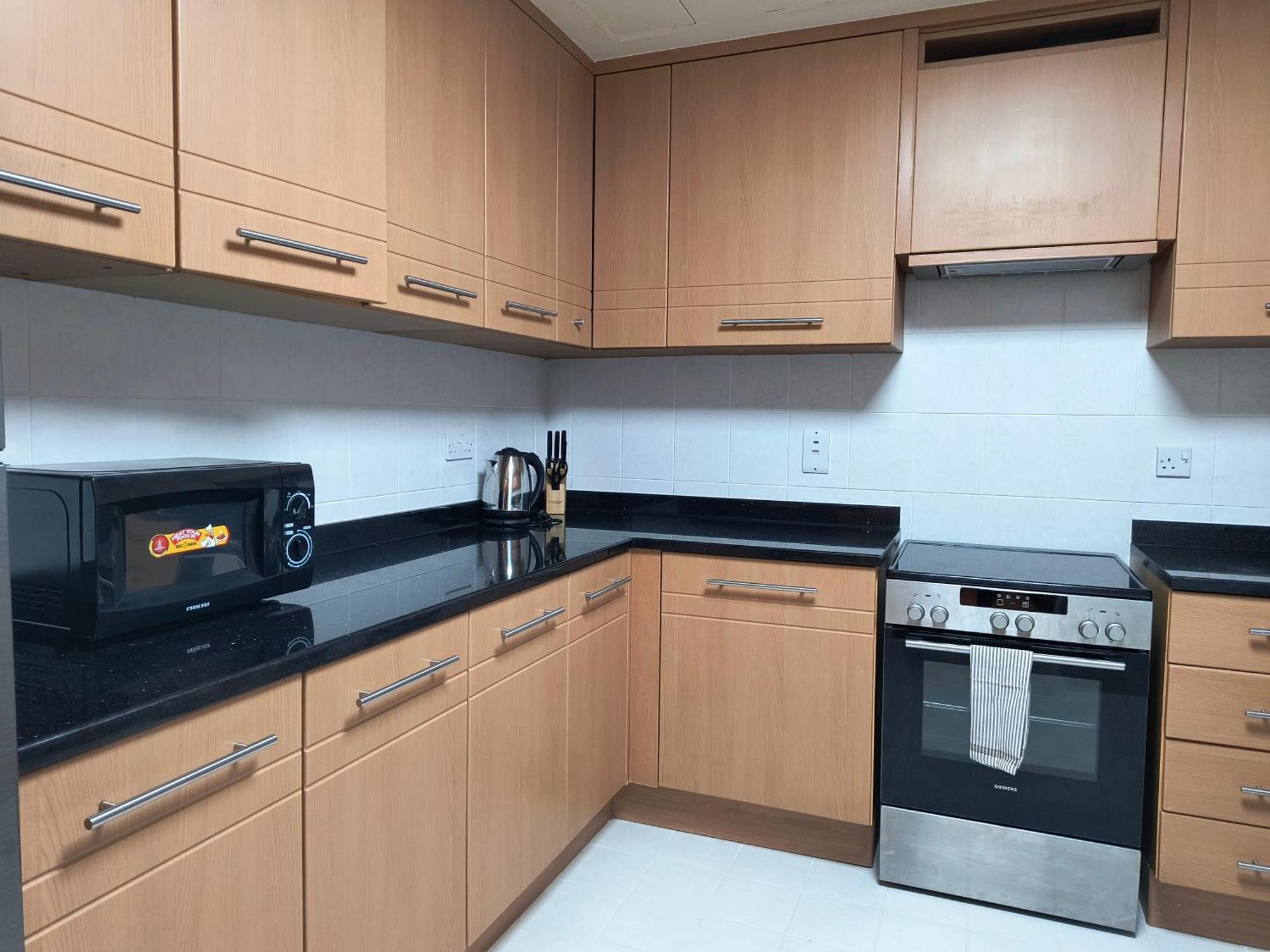 Trinity Holiday Homes - Sheikh Zayed Road Near To Financial Center Metro Station 두바이 외부 사진