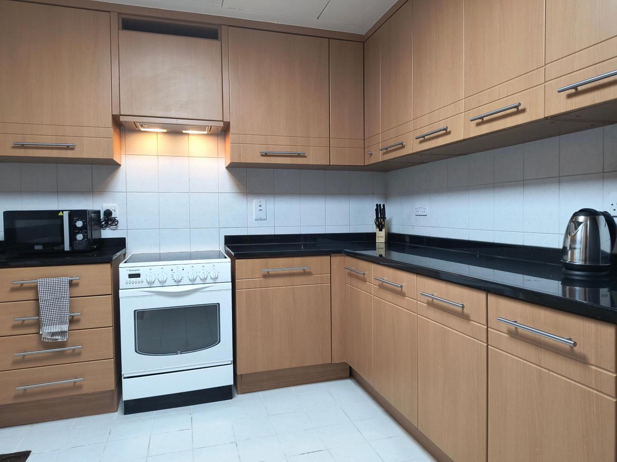 Trinity Holiday Homes - Sheikh Zayed Road Near To Financial Center Metro Station 두바이 외부 사진